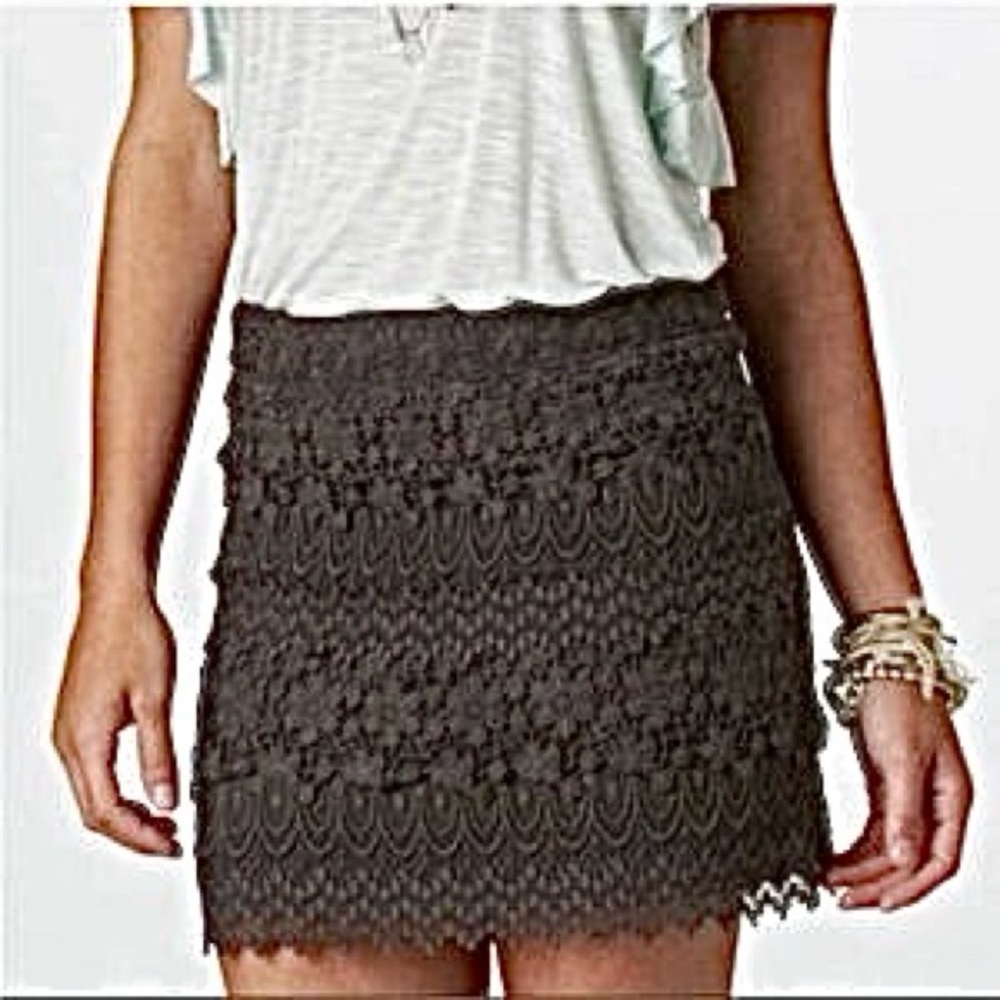 American Eagle Outfitters Floral Crotchet Lace Mini Skirt in Charcoal Size 12